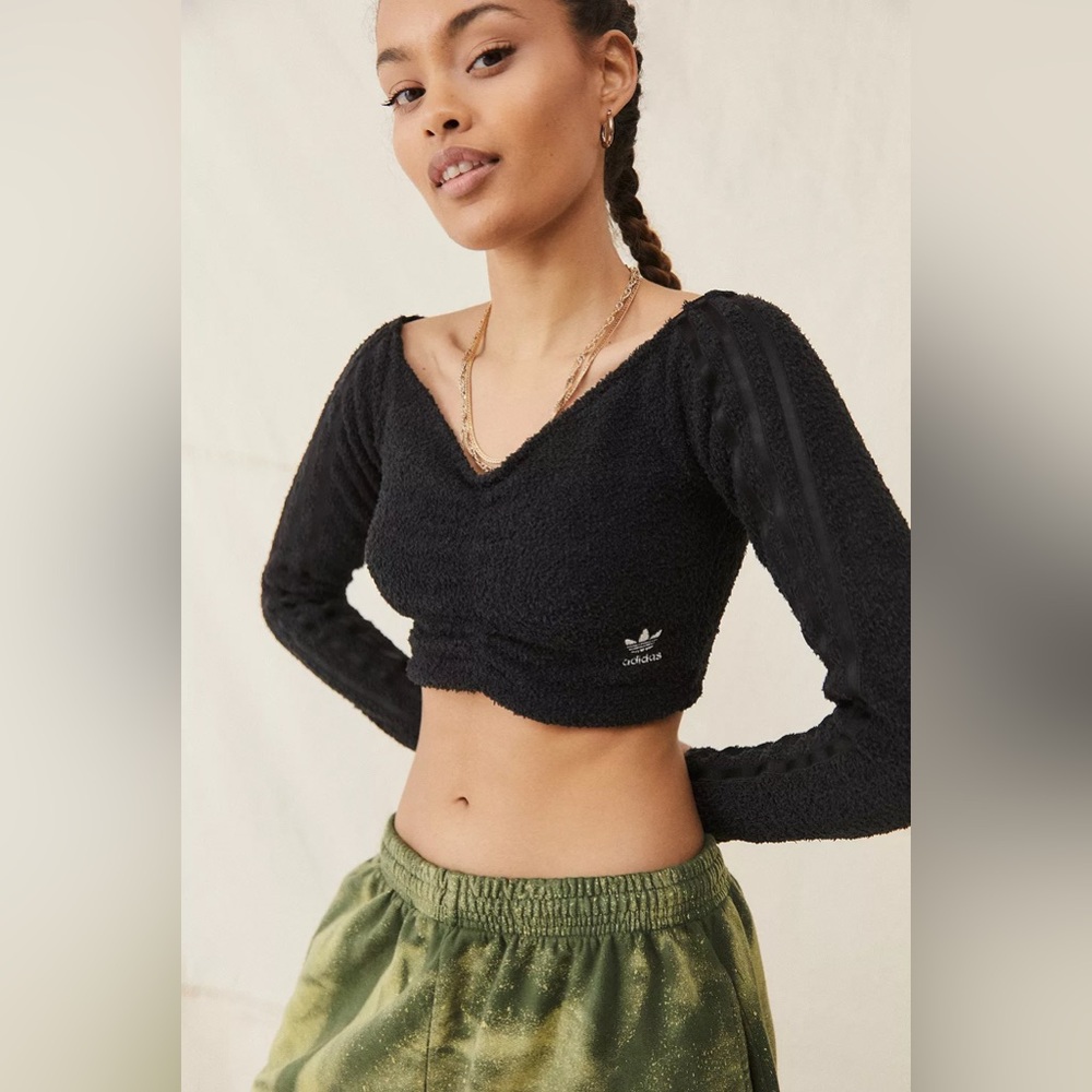 NWT Adidas Originals Fluffy Knit Black Off-Shoulder Crop Top Size Small